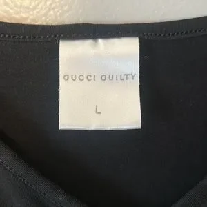 Gucci Guilty ロゴ　 vネック長袖Tシャツ￼ ssol-shopping_2327664342160